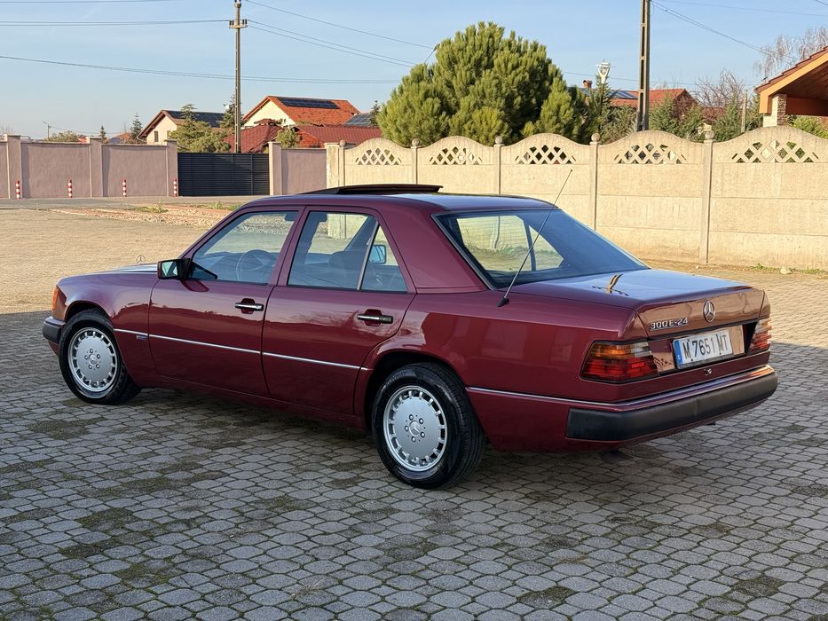 Mercedes-Benz W124 300E 24V – 220 CP – Sportline – 1991 – Automat