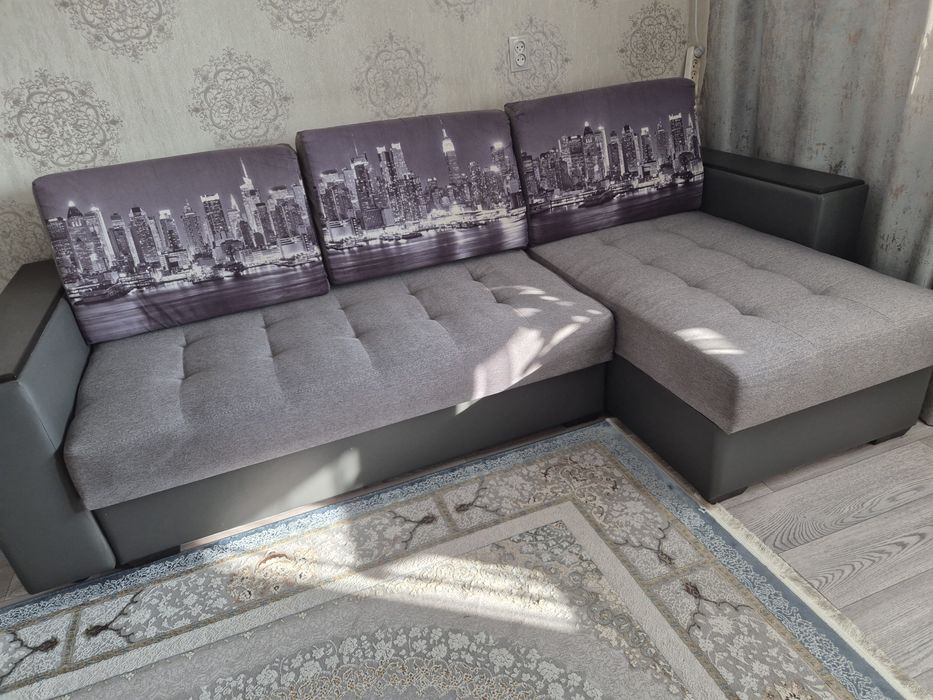 Продам угловой диван