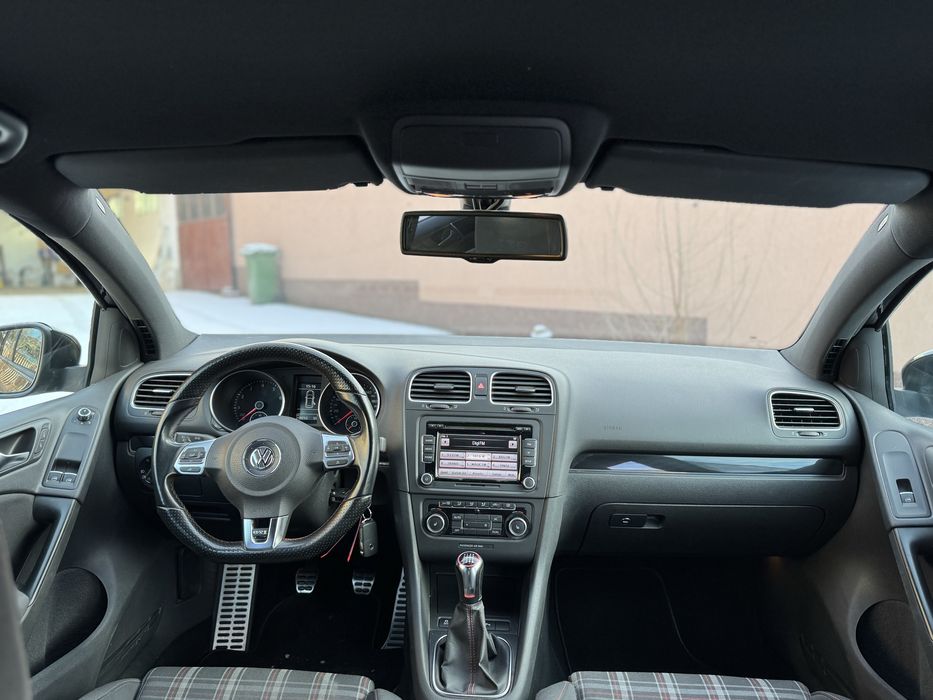 Vand VW Golf 6 GTI 2.0TSI 211CP 2011 Impecabil