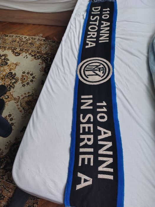 Шал на футболен отбор Интер