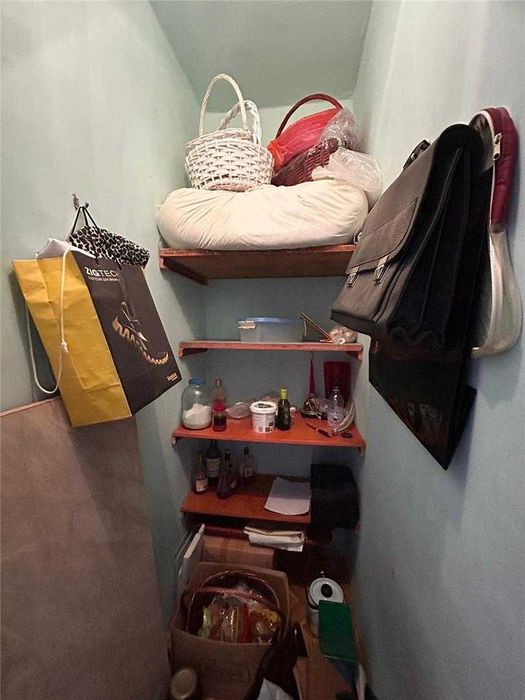 *Продается 3-х комн .Юго-восток