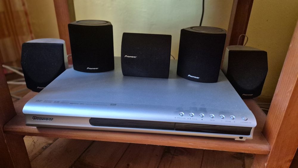 Система за домашно кино Pioneer XV-DV232 5.1