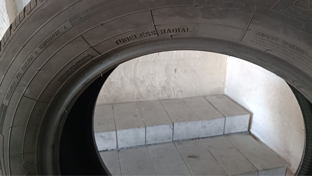 Продам летнее шины