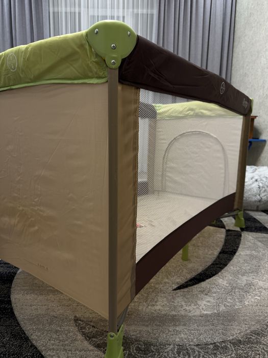 Продается манеж-кровать Lorelli в отличном состоянии