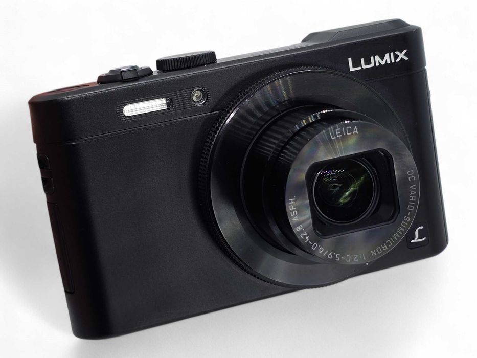 Panasonic Lumix DMC-LF1 aparat foto compact premium - optica LEICA