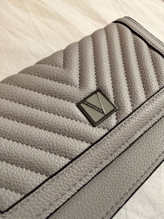 Victoria’s Secret клънч/ чанта/ портмоне - нова без етикет