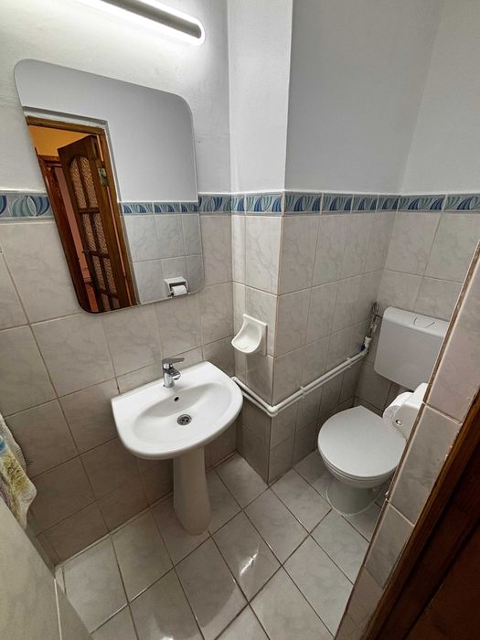 Apartament 3 camere, decomandat, parter, stradal, ideal birou, cabinet