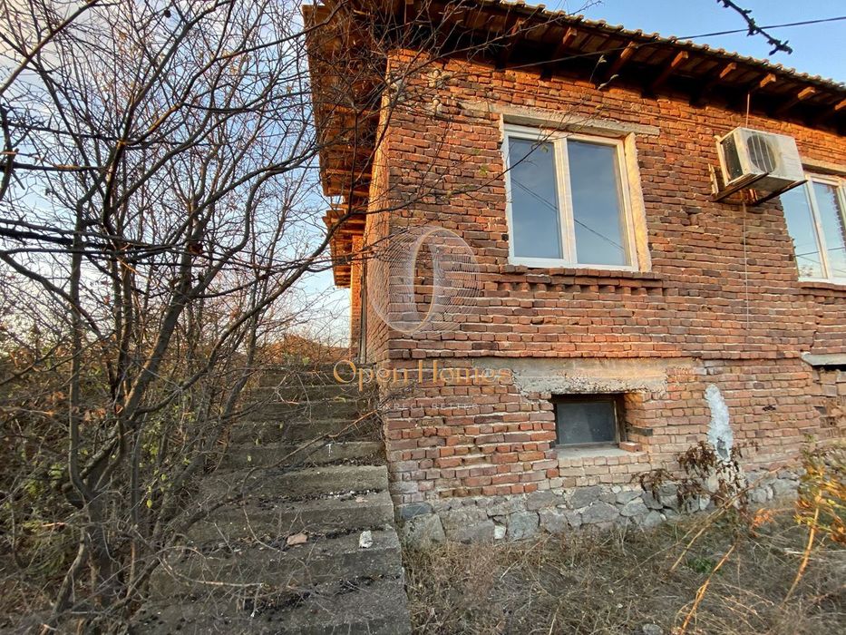 Продава се Къща в с. Граф Игнатиево, Област Пловдив - 144 кв.м за 480 €/кв.м - Снимка #1