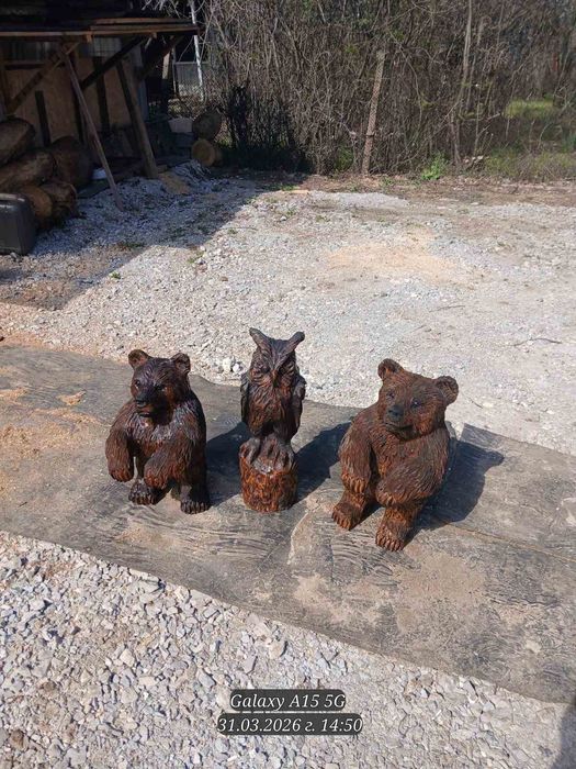 Дървени фигури от Карвинг майстор