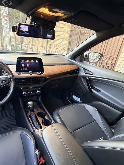 Chevrolet Tracker 2 Premier