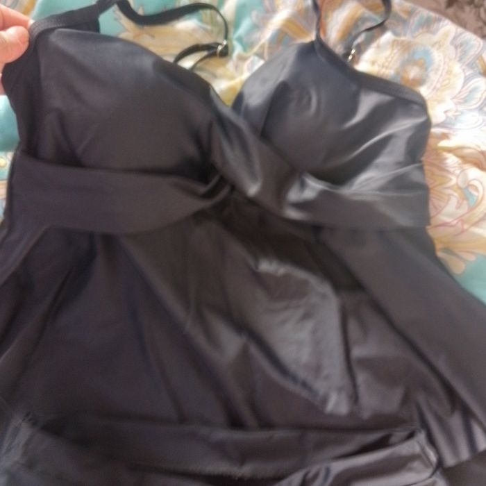 Продам купальник