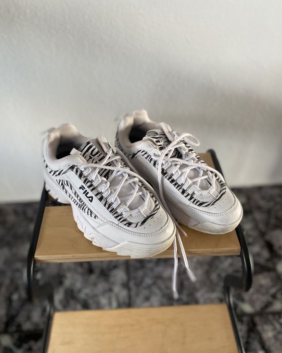 Сникърси FILA