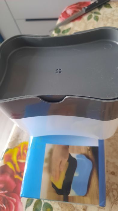 Диспансер,дозатор для кухни