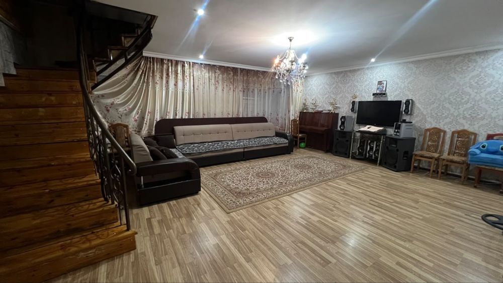 Часныи дом 2 етажныи