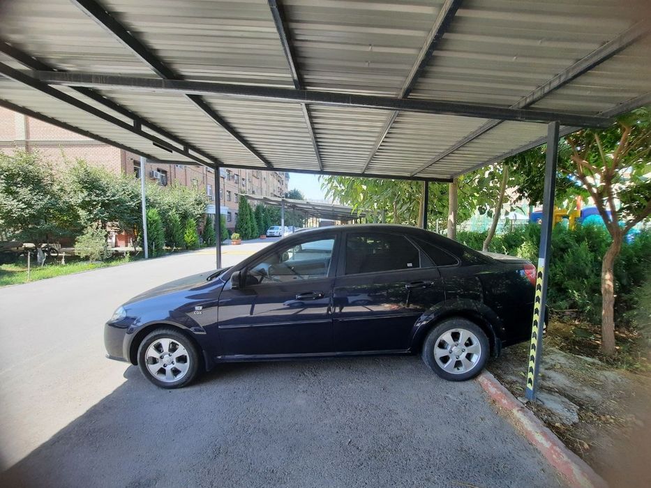 Chevrolet gentra.