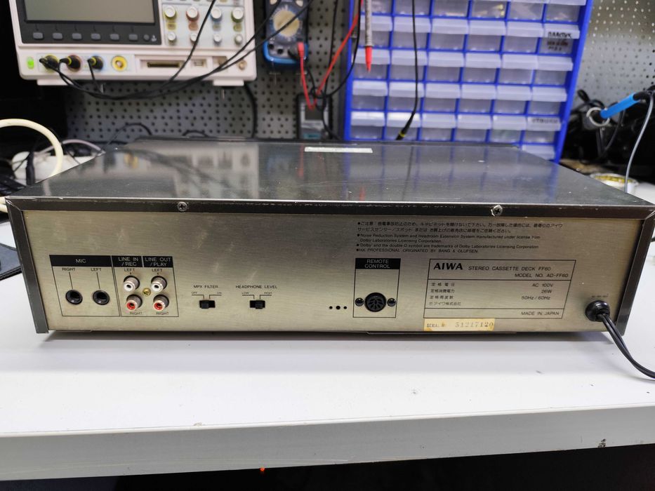 Кассетная дека AIWA FF 60