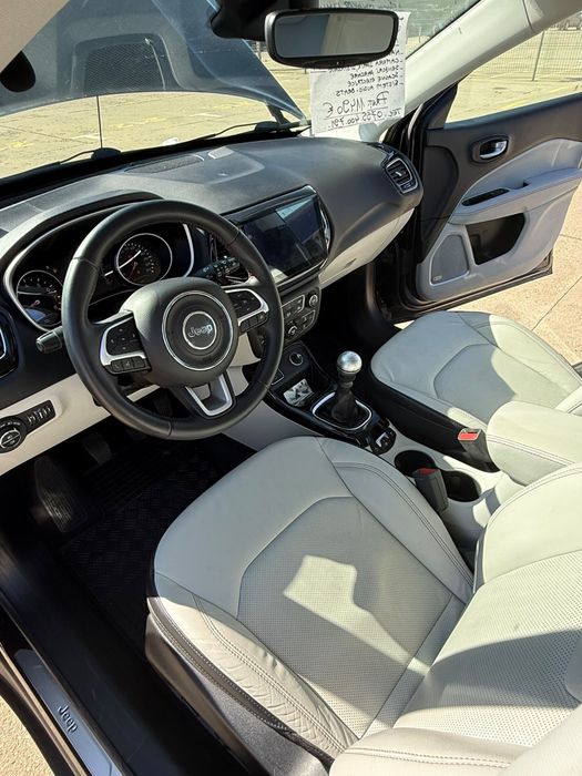 2018 Jeep Compass Limited - 1368 cm3 140 CP • Manuala
