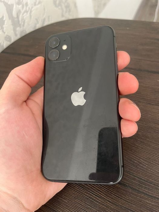 Айфон 11 в хорошем состоянии