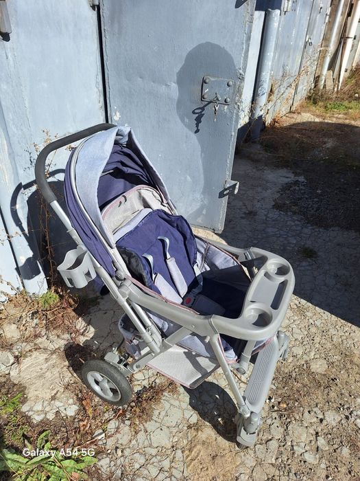 Продам летнюю коляску