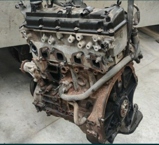 Motor nissan Navara pathfinder 2.5 190cp 177cp 3.0 v6 v9x