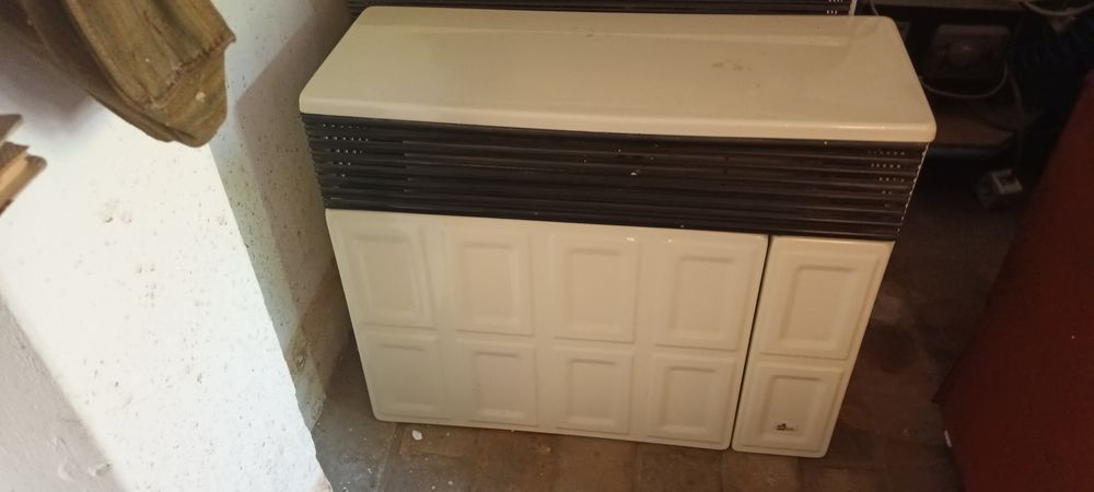 Convector pe gaze Lampart LB  stare ca nou.