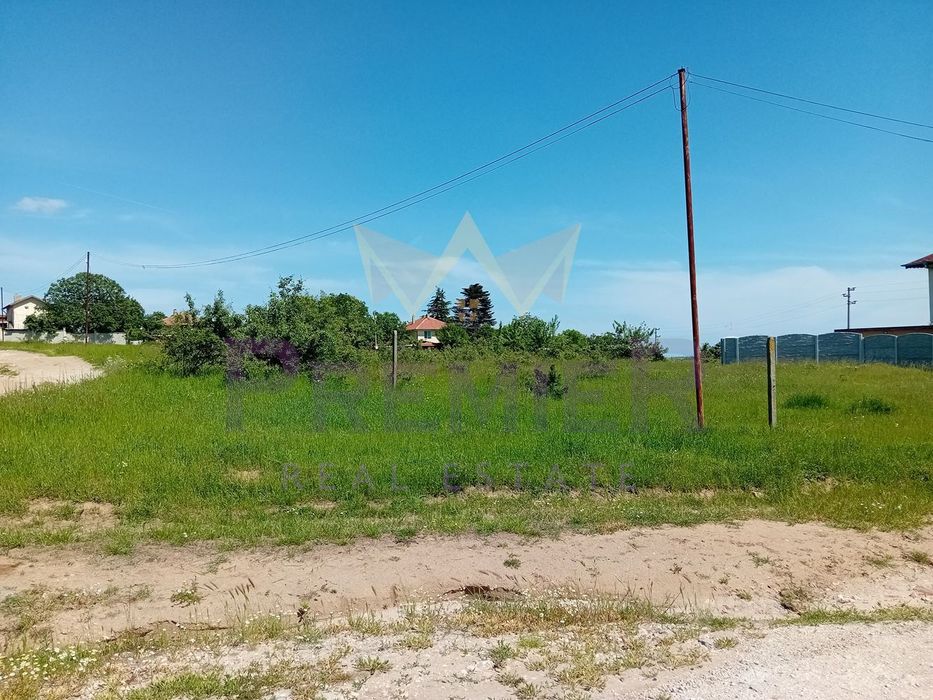 Продава се Парцел в с. Бенковски, Област Варна - 560 кв.м за 77 €/кв.м - Снимка #2