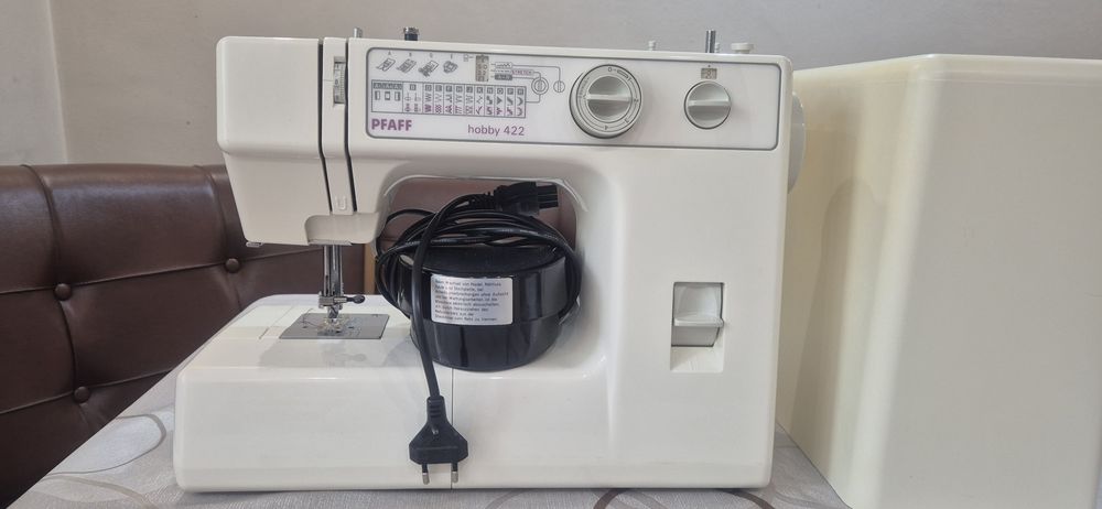 Швейная машинка  PFAFF hobby 422