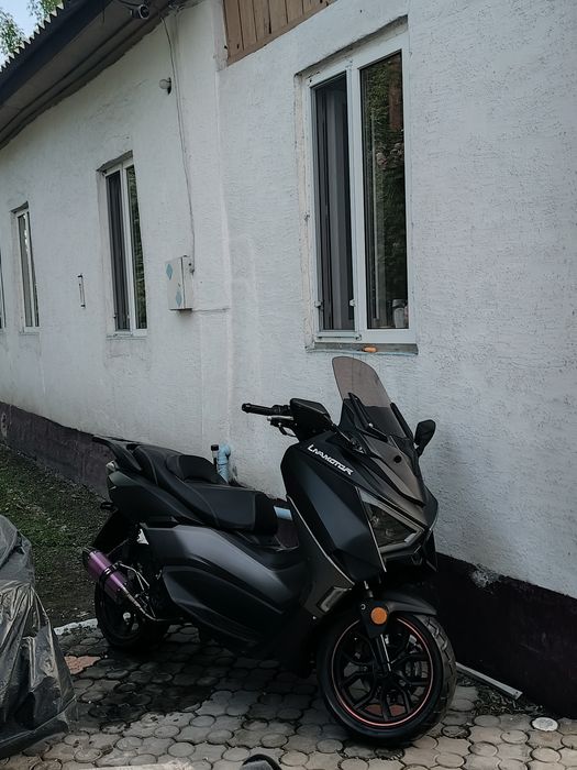 Продам z max Liya