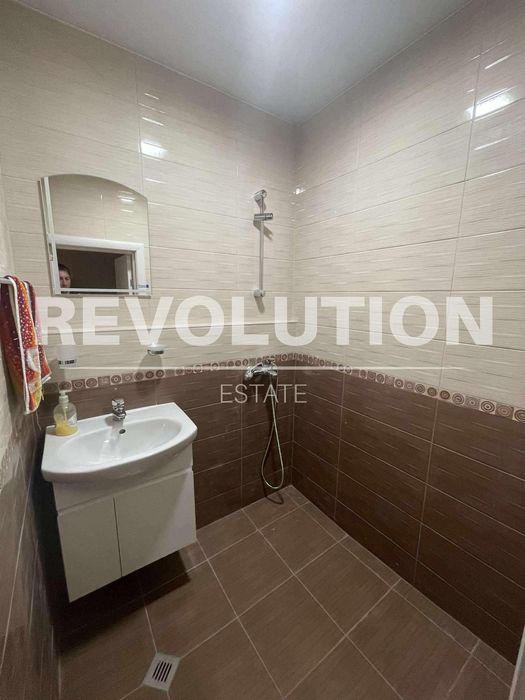 Дава се под наем Четиристаен апартамент в Варна, Генералите - 100 кв.м за 700 € - Снимка #8