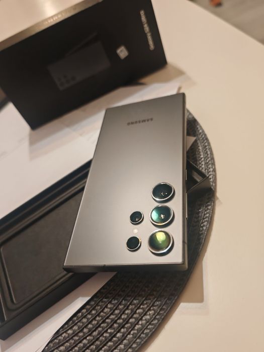 Samsung galaxy s24 ultra 512 GB Black като НОВ
