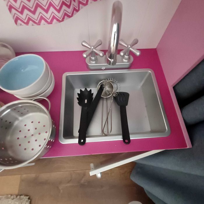 Кухня + дървени уреди и аксесоари