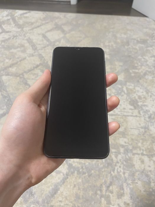 Продаю Samsung galaxy A10