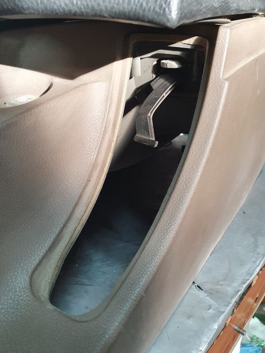 Подлакътник BMW E60-61