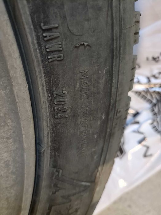 Зимни гуми Dunlop Winter Sport 5 с джанти