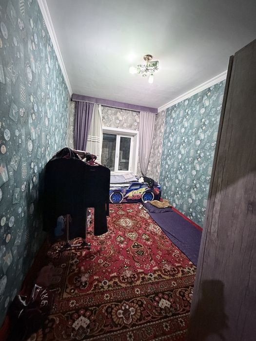 Гунча Продается 4 Комнтные Банковская Квартира