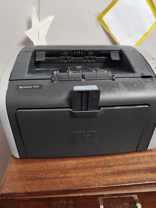 Продам принтер HP