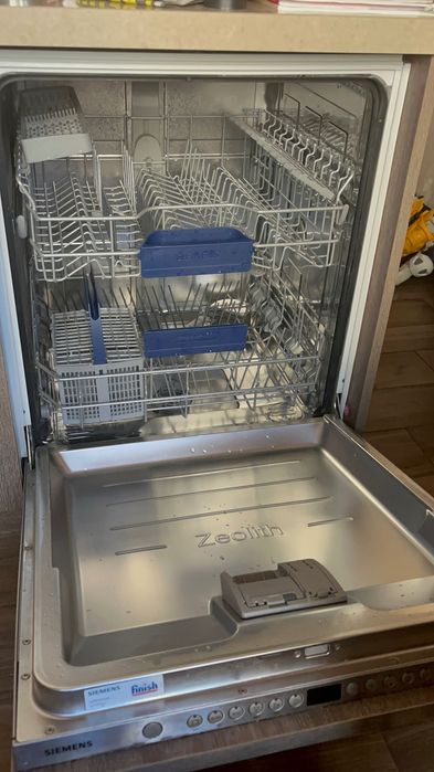 Съдомиялна за вграждане Siemens SN66P032EU