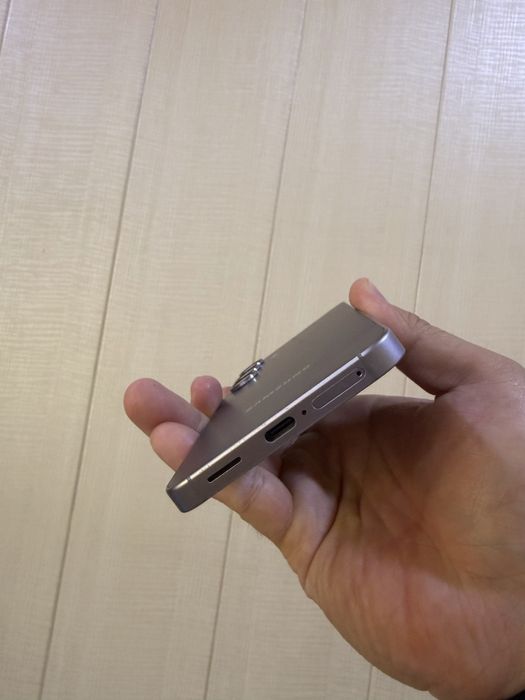 Samsung S25/256gb silver