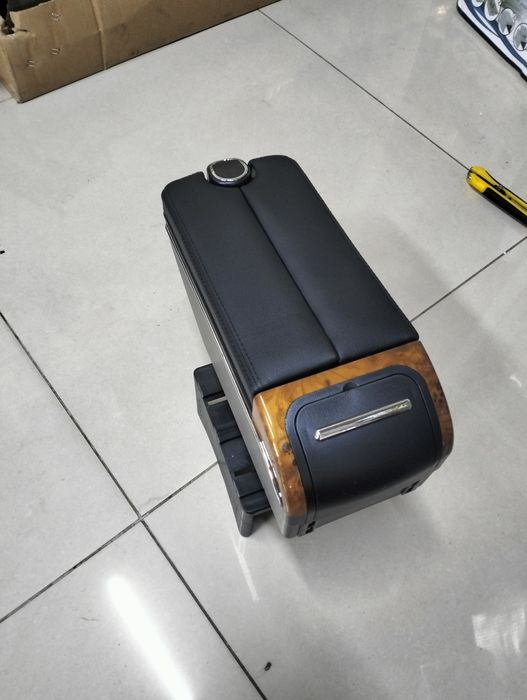 Подлокотник универсальный