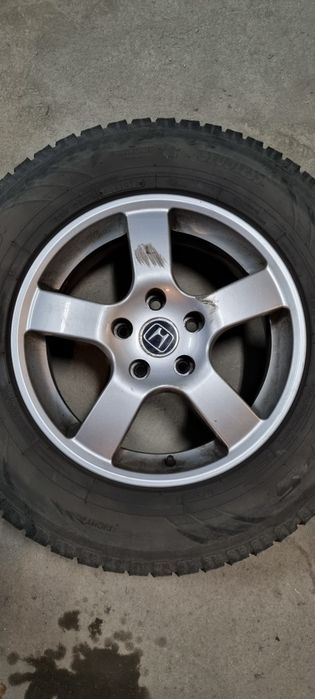 Комплект 16" джанти за Honda със зимни гуми 225/70 R16