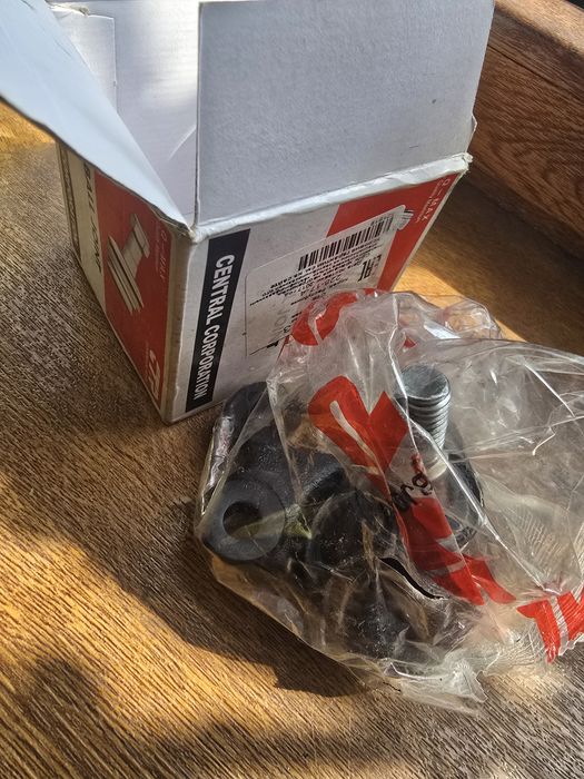 Шаровая опора Chevrolet Captiva