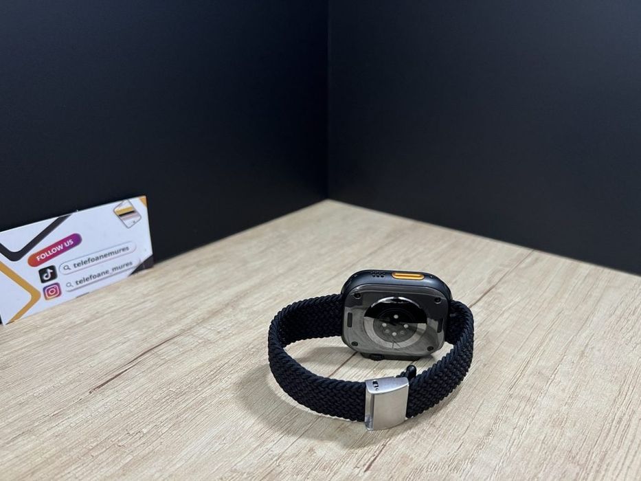 Apple Watch Ultra 2 49mm Black Titanium Second-Hand 2 ani garanție, Te