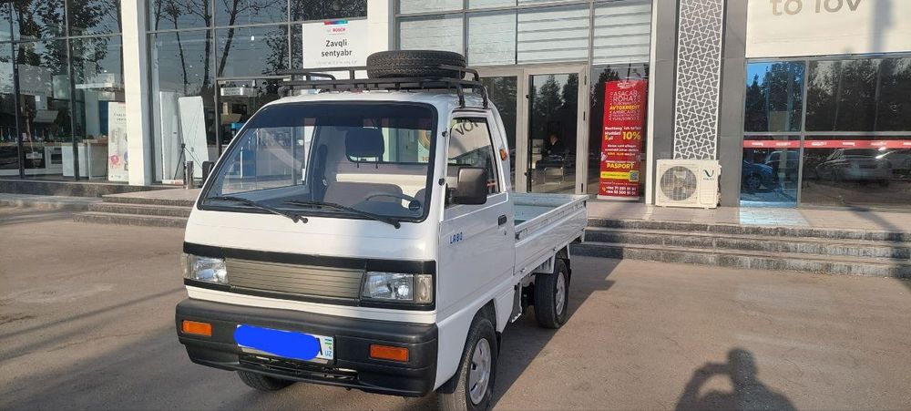 LABObek har ishga labbe dib javob beruvchi moshintoy