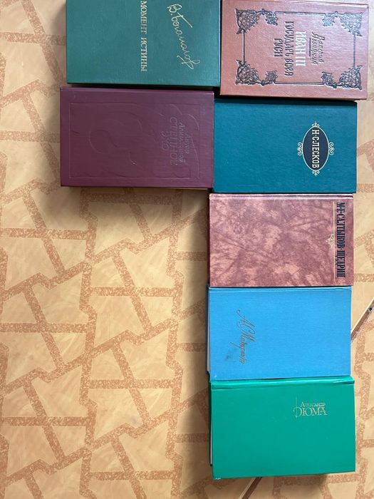 Продам книги в отличном состоянии