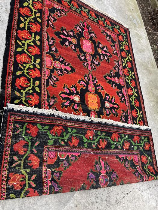 Шерстяной ковёр б/у