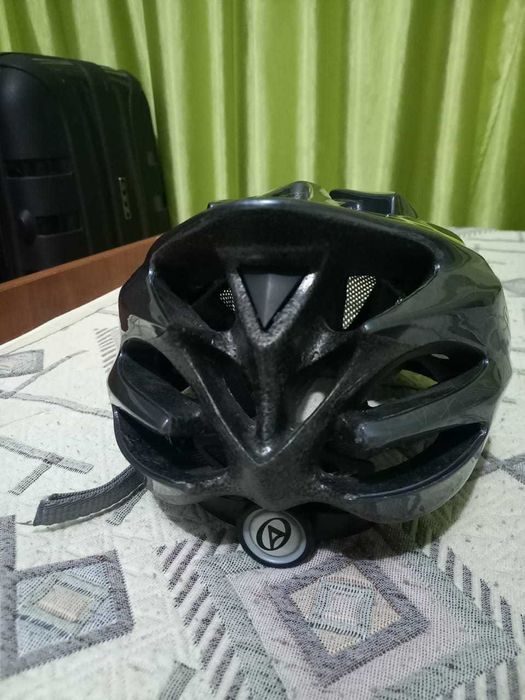 Шлем для велосипеда