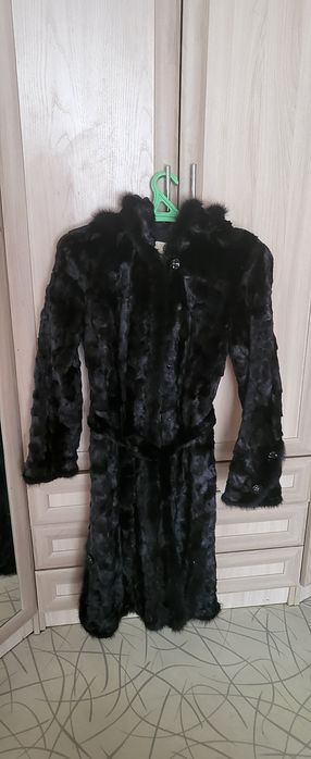 Продам шубу норка из кусочков .