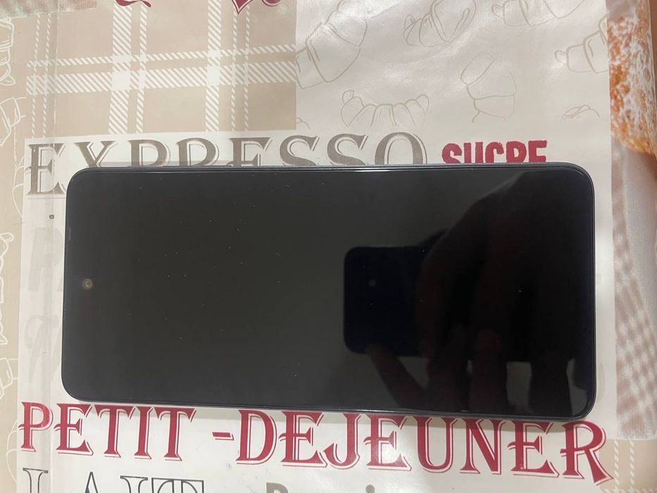 Redmi 64tali xolati zor