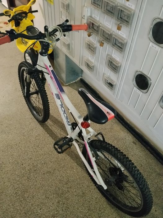 Bicicleta copii 7-12 ani