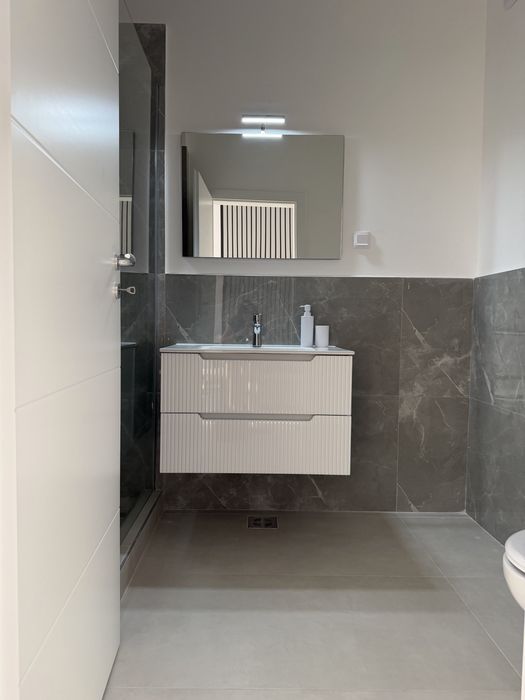 Inchiriez Apartament cu 1 camera